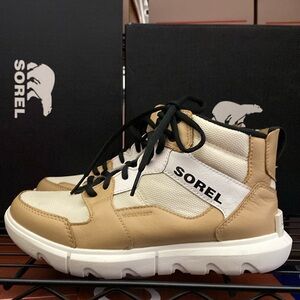 NIB Sorel Explorer II sneaker MID waterproof size 6.5
